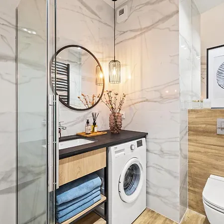 Marina Primore Elegance By Close To Ergo Arena&beach Apartamento